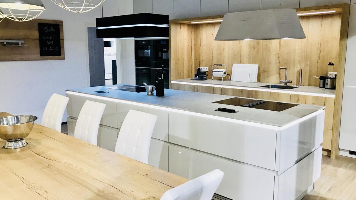 Bilder PLANA Küchenstudio Weinstadt- Endersbach