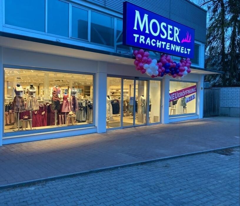 Bilder MOSER Trachtenwelt