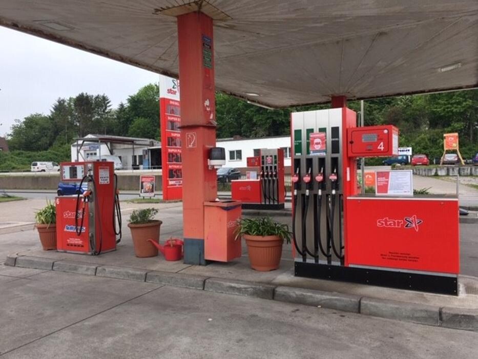 Bilder star Tankstelle