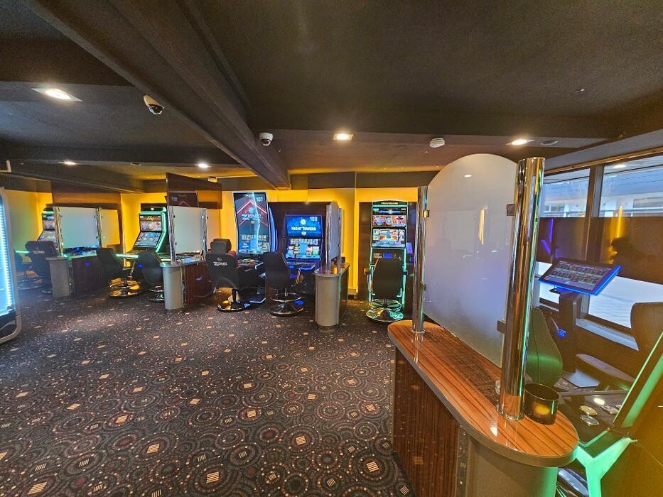 Bilder SPIEL-IN Spielhalle Wissen