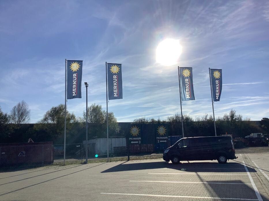 Bilder MERKUR SPIELHALLE Lehre
