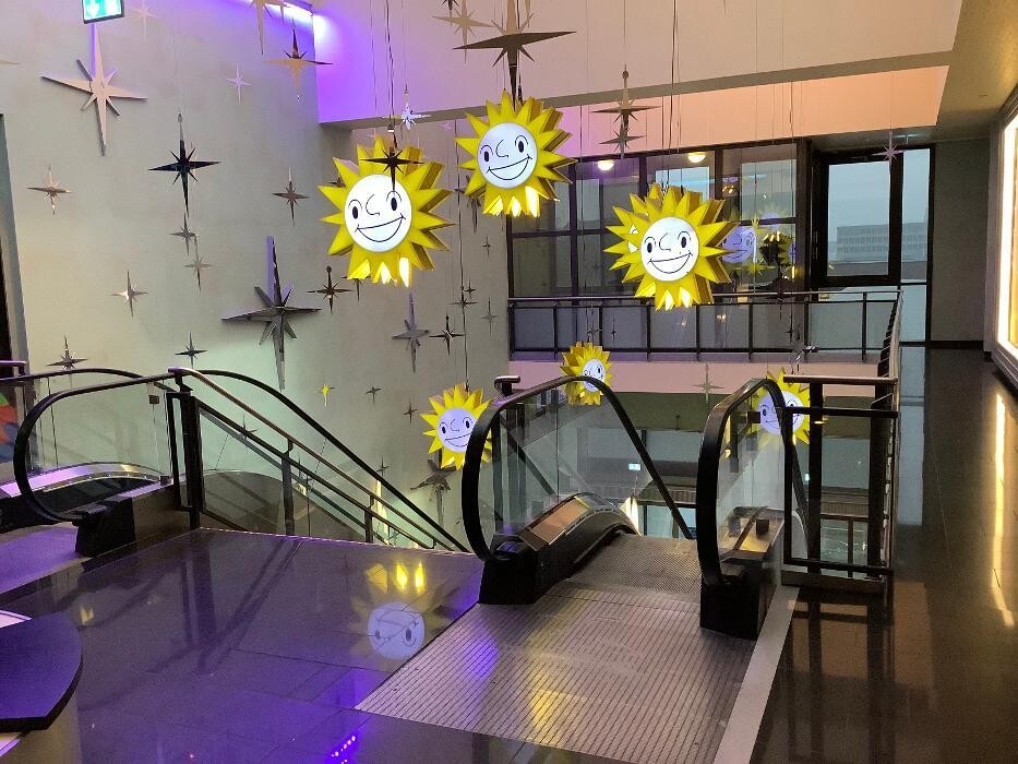 Bilder MERKUR SPIELHALLE Düsseldorf