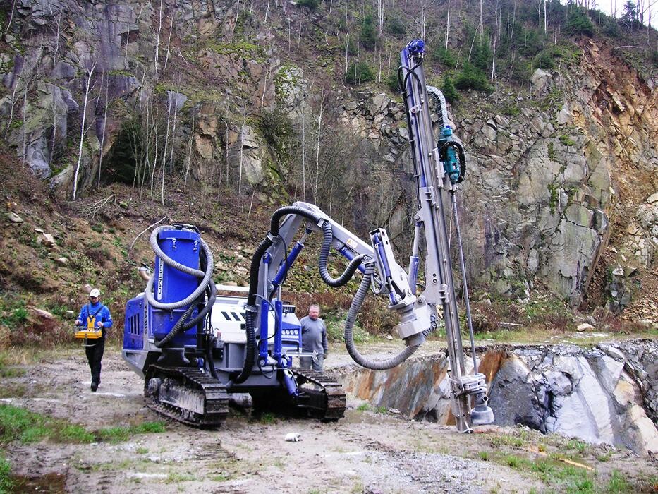 Bilder ZEIGNER ZHD BOHRTECHNIK - Bohrwagen, Bohrgeräte, Bohrzubehör