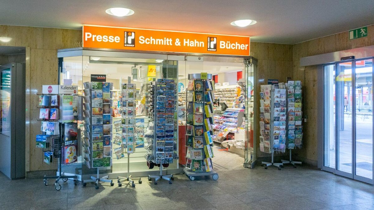 Bilder Schmitt & Hahn Buch und Presse im Bahnhof Ingolstadt
