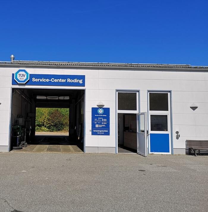 Bilder TÜV SÜD Service-Center Roding