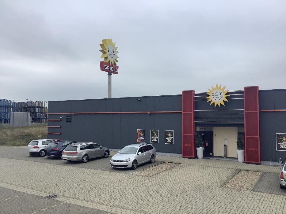 Bilder MERKUR SPIELHALLE Helmstedt