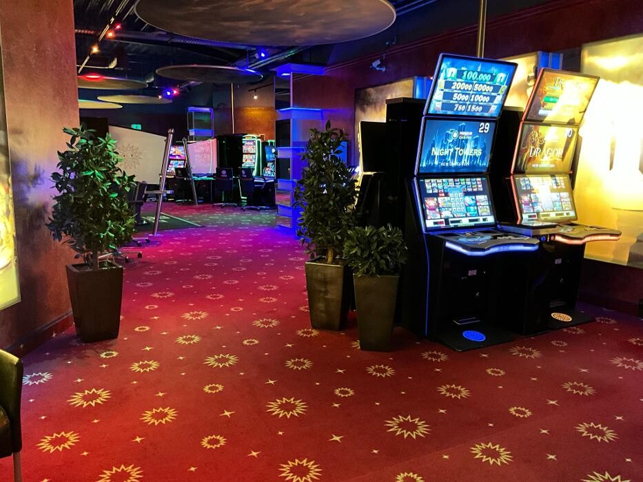 Bilder MERKUR SPIELHALLE Barsinghausen