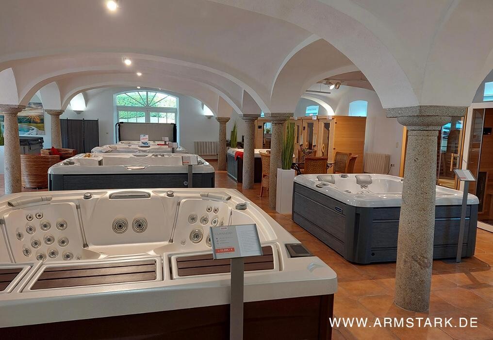 Bilder ARMSTARK Whirlpools, Swim Spas, Saunen & Infrarotkabinen