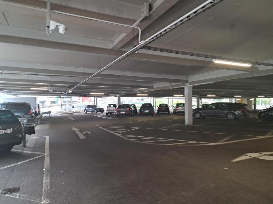 Bilder Parkhaus EKZ Nedderfeld APCOA