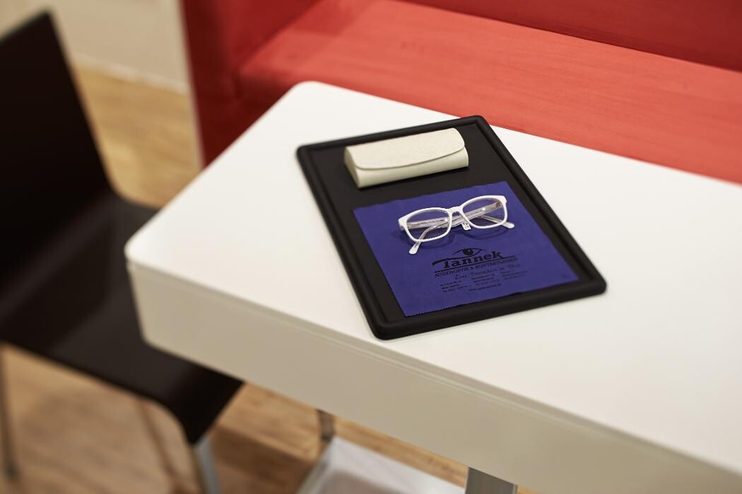 Bilder Optik Tannek GmbH