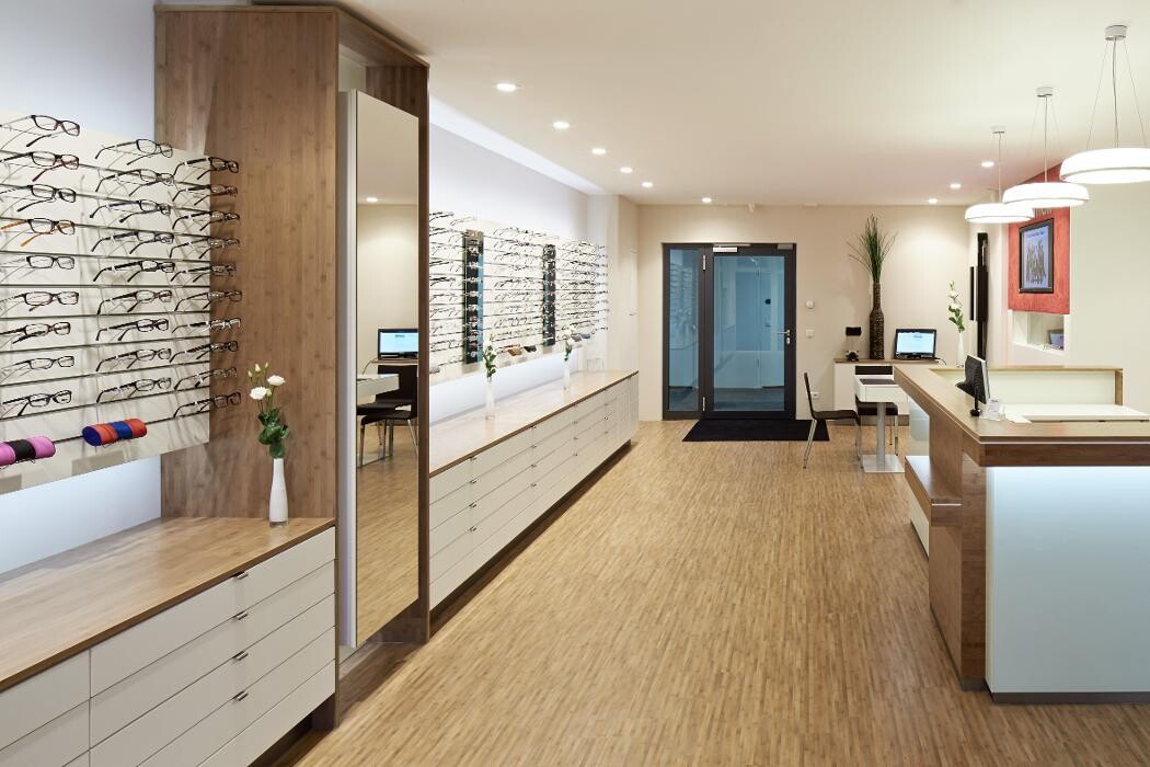 Bilder Optik Tannek GmbH