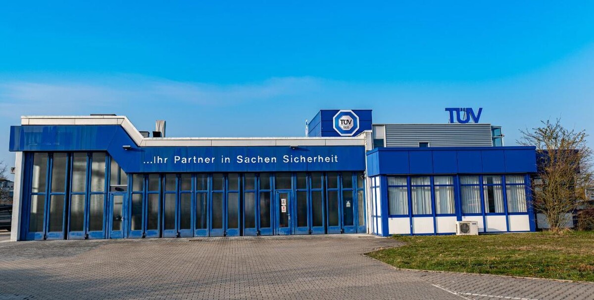 Bilder TÜV SÜD Service-Center Bamberg