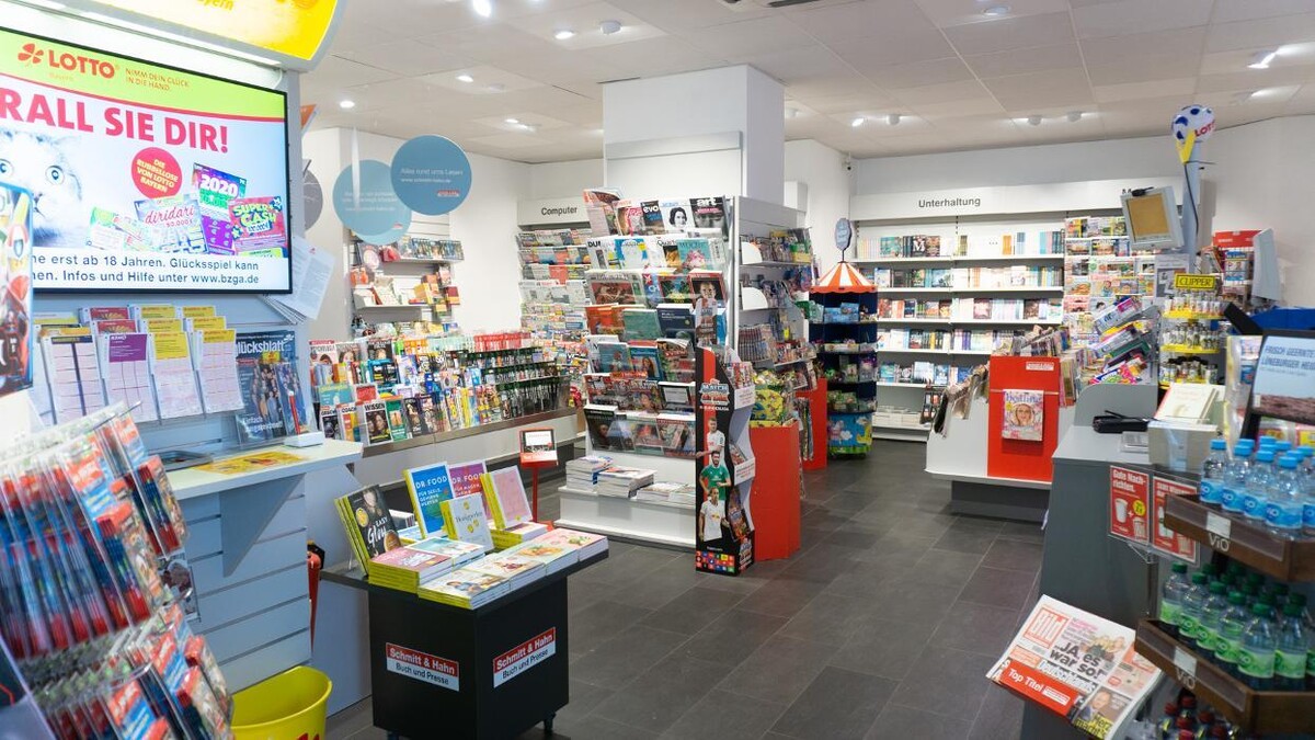 Bilder Schmitt & Hahn Buch und Presse im Bahnhof Gunzenhausen