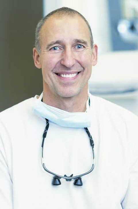 Bilder Dr. med. dent. Georg Vankerkom