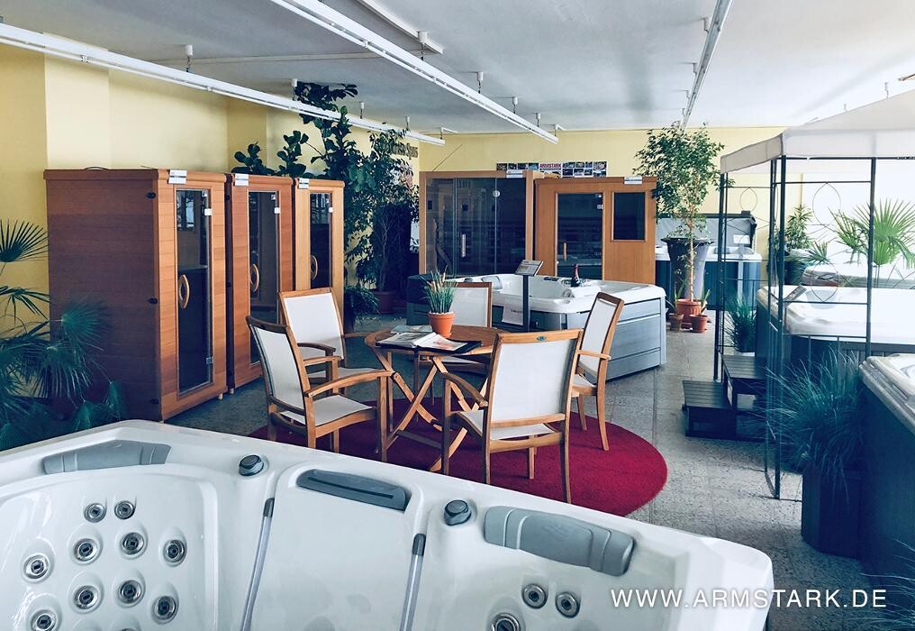 Bilder ARMSTARK Whirlpools, Swim Spas, Saunen & Infrarotkabinen