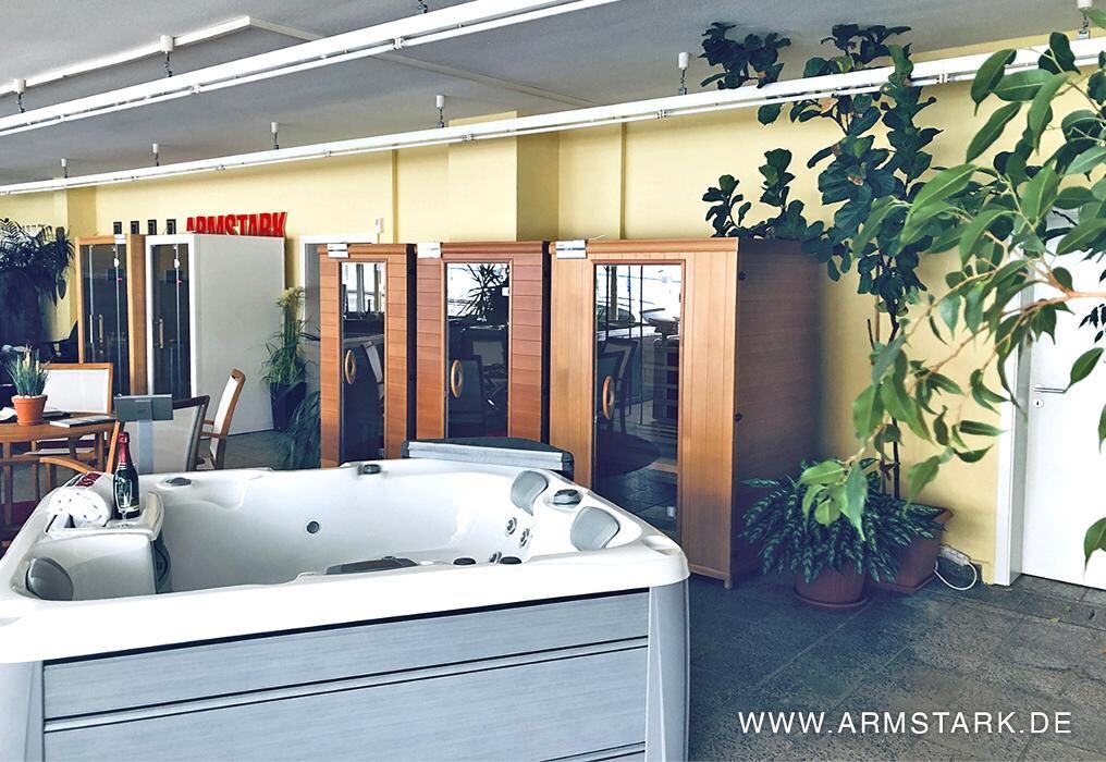 Bilder ARMSTARK Whirlpools, Swim Spas, Saunen & Infrarotkabinen