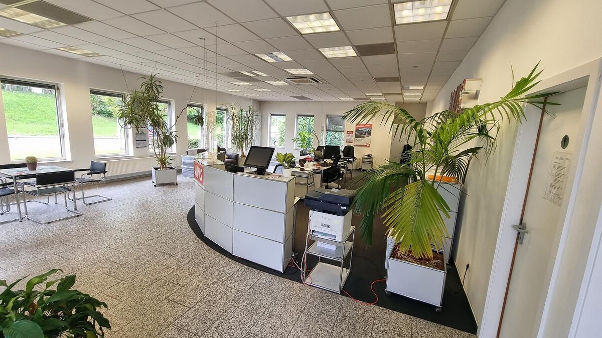 Bilder Avis Autovermietung - Kaiserslautern