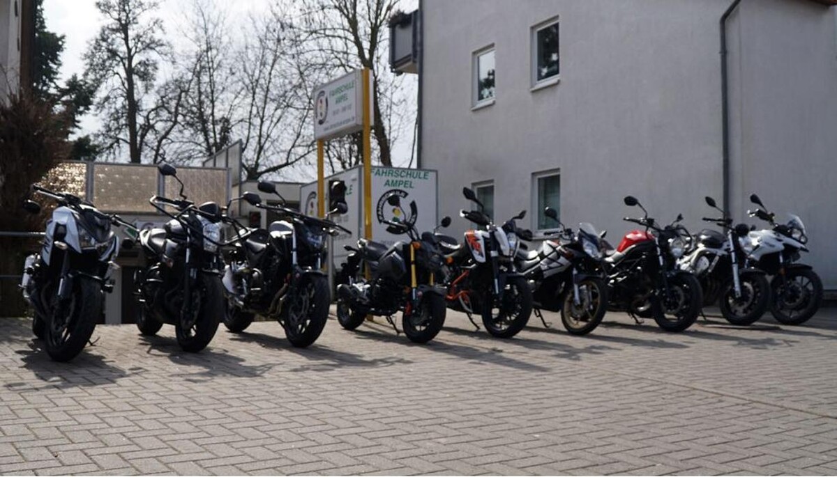 Bilder Fahrschule Ampel GmbH