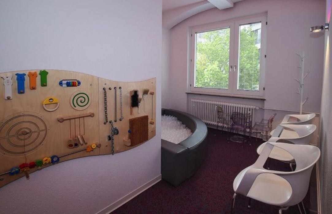 Bilder Fachzahnarzt für Kieferorthopädie Dr. Daniel Ladanyi