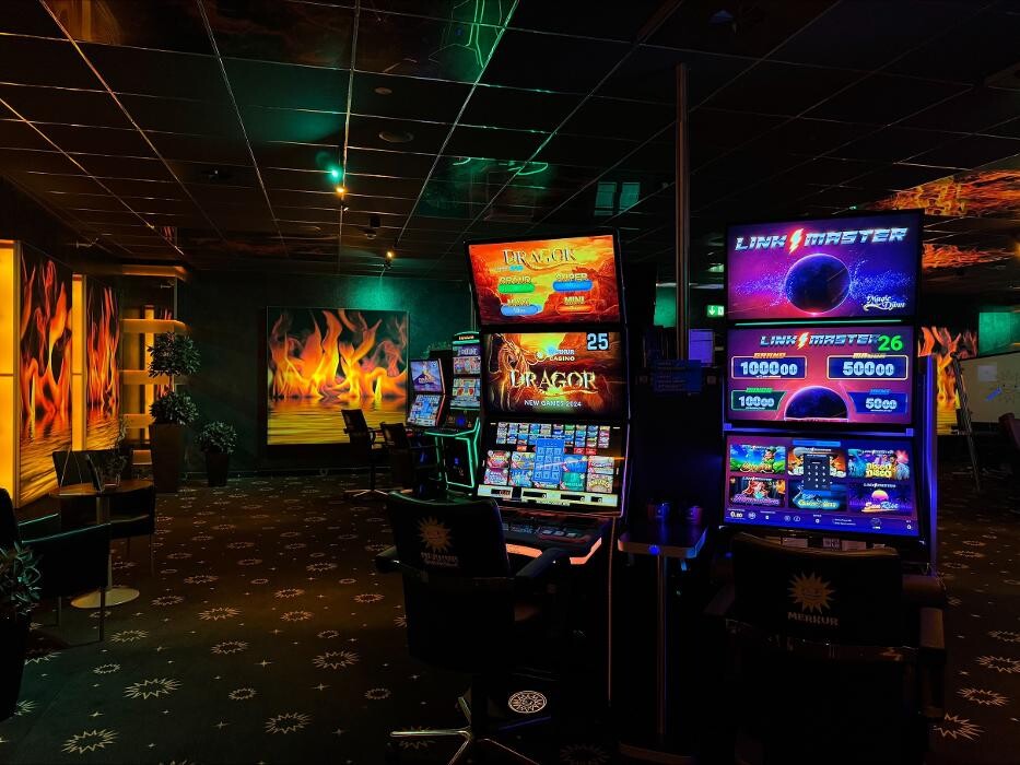 Bilder MERKUR SPIELHALLE Erlangen