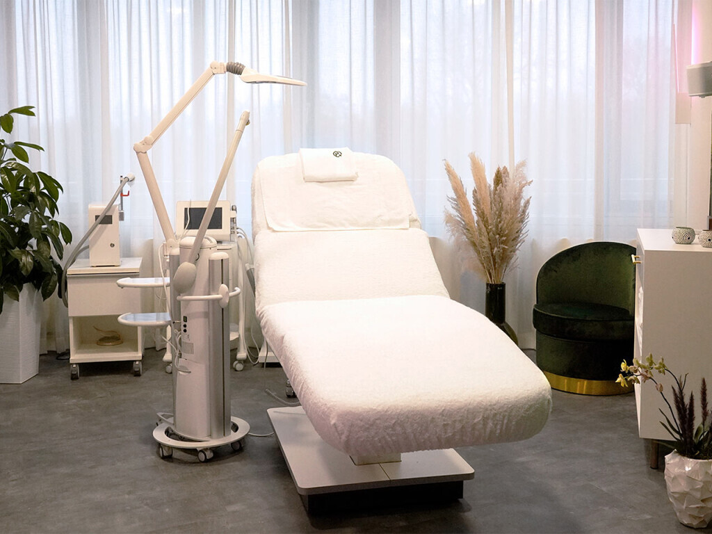 Bilder RELAX plus - Massage, Wellness, Kosmetik & Kältekammer