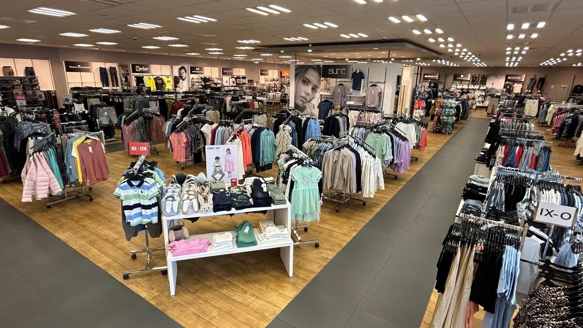 Bilder AWG Mode Center Querfurt