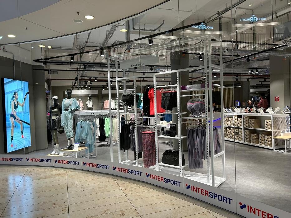 Bilder INTERSPORT Voswinkel Thier Galerie