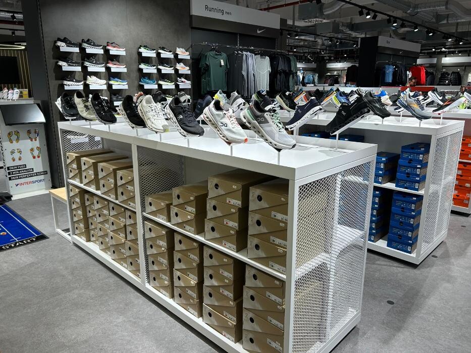 Bilder INTERSPORT Voswinkel Thier Galerie