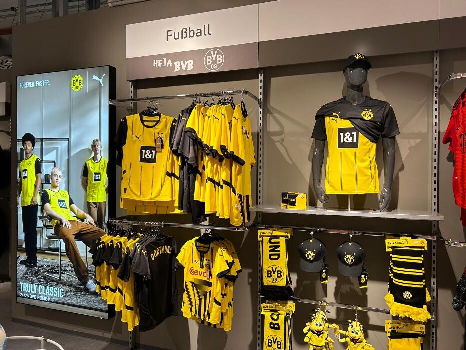 Bilder INTERSPORT Voswinkel Thier Galerie