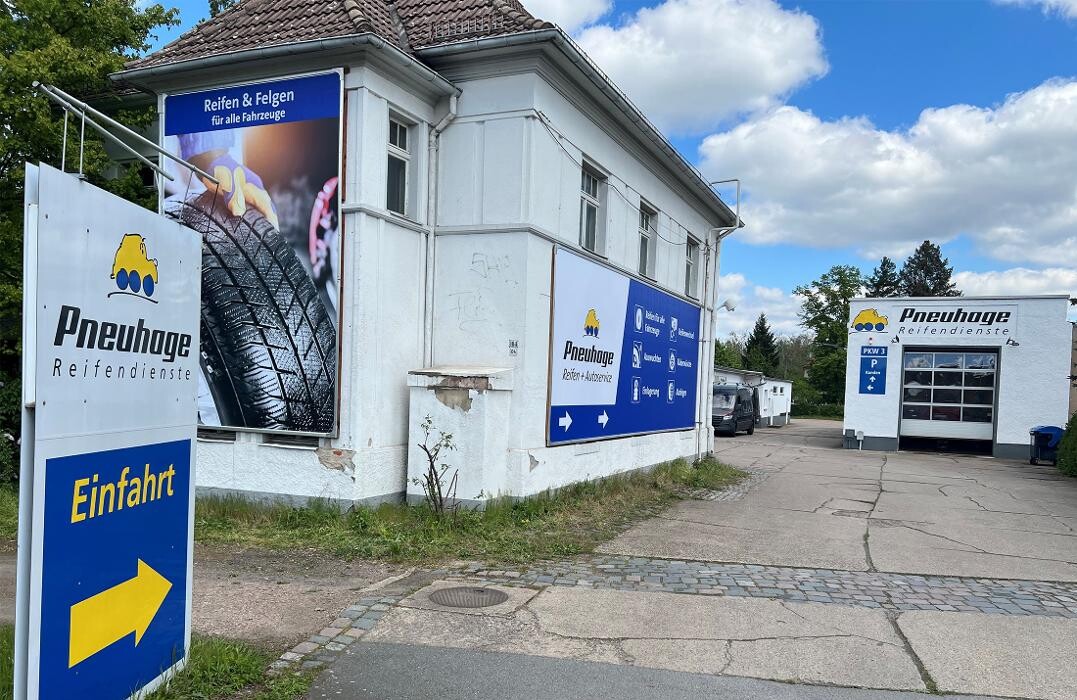 Bilder Pneuhage Reifen und Autoservice