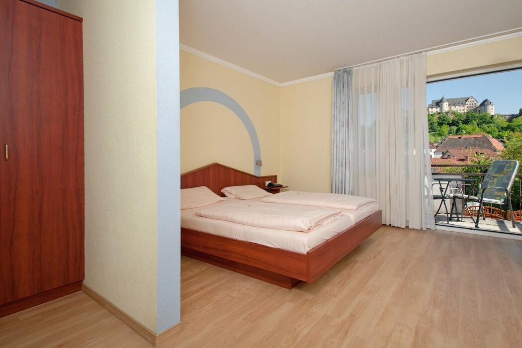 Bilder Land-gut-Hotel BurgBlick