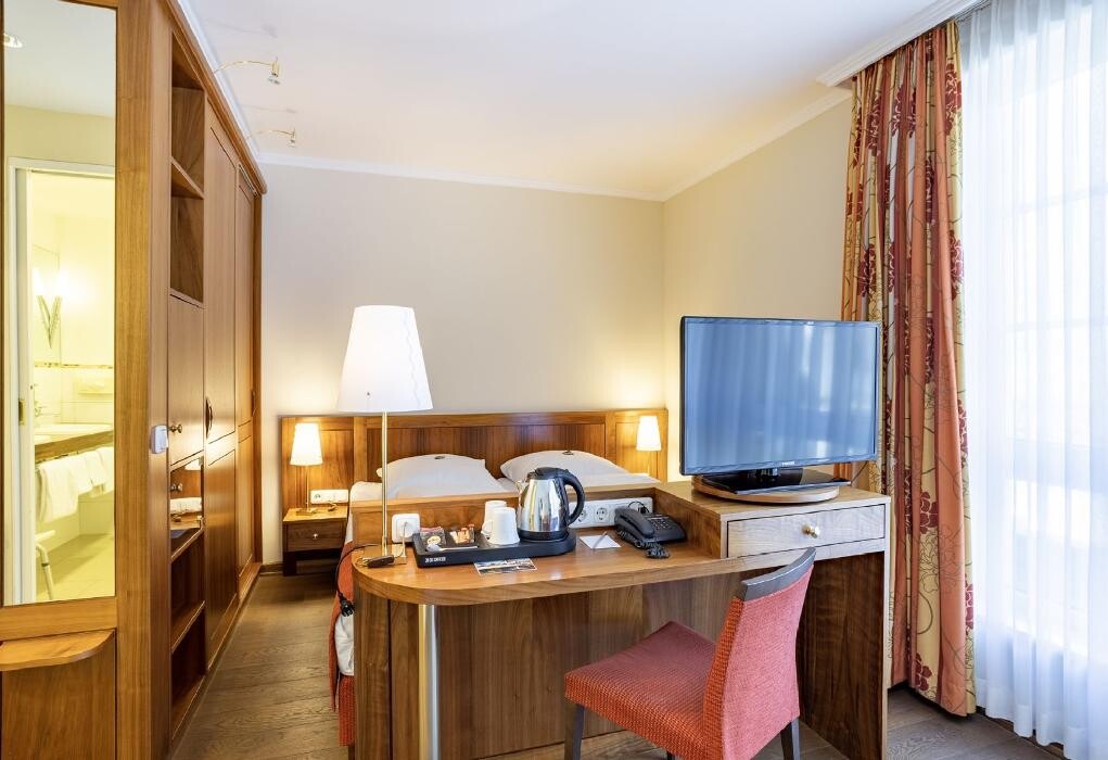 Bilder Ringhotel Warnemünder Hof | 4-Sterne-Hotel