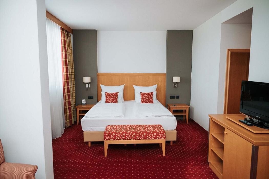 Bilder Feringapark Hotel by Coffee Fellows Hotels