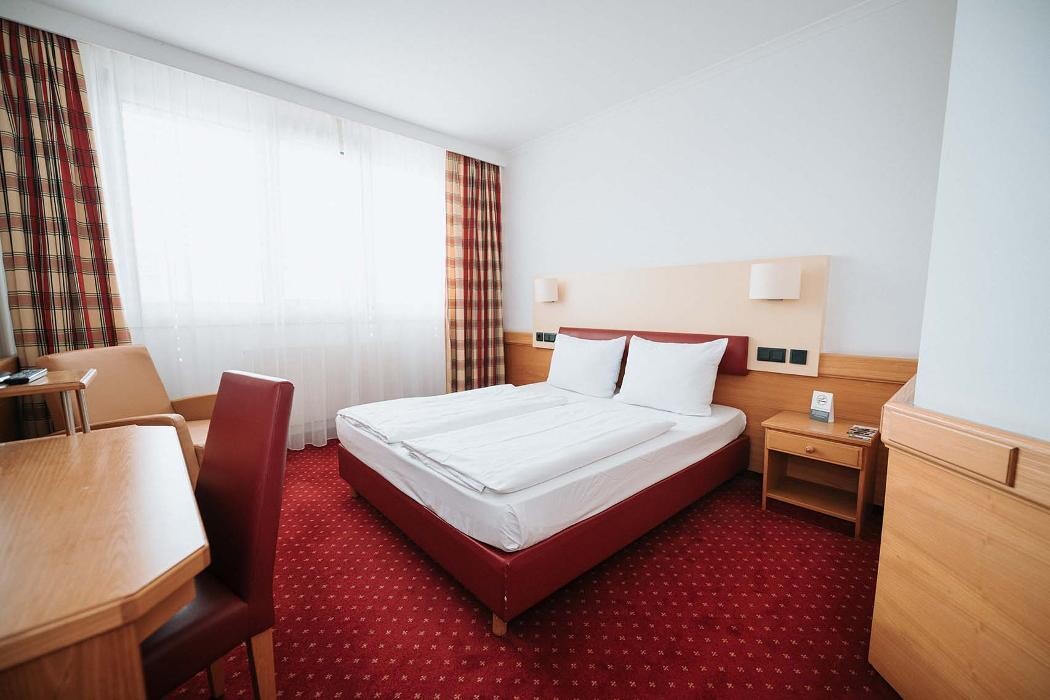 Bilder Feringapark Hotel by Coffee Fellows Hotels