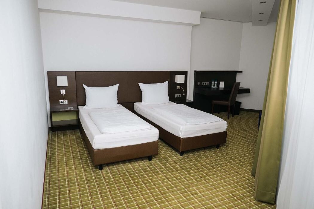 Bilder Feringapark Hotel by Coffee Fellows Hotels