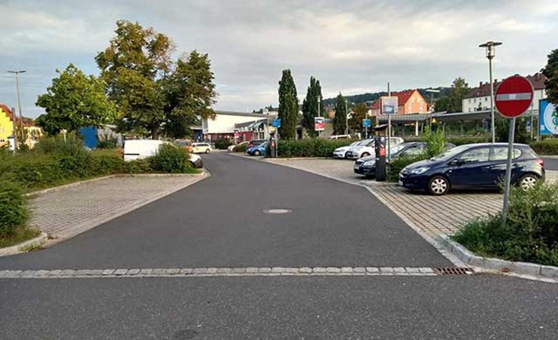 Bilder DB BahnPark Parkplatz Bahnhof P1
