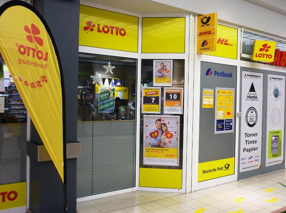 Bilder Tabak und Journal