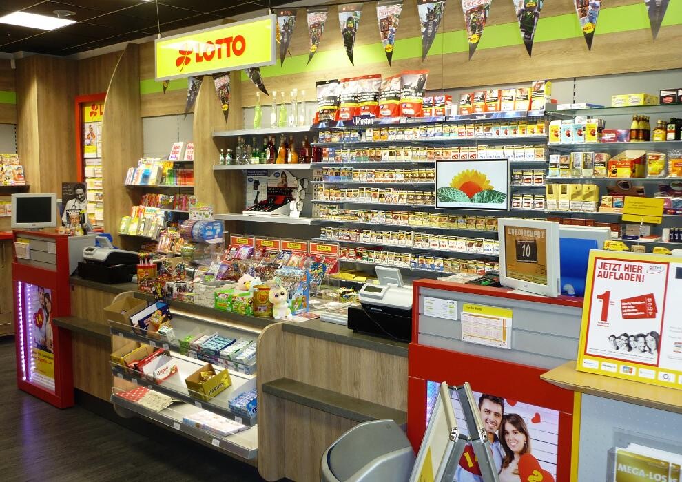 Bilder Tabak und Journal