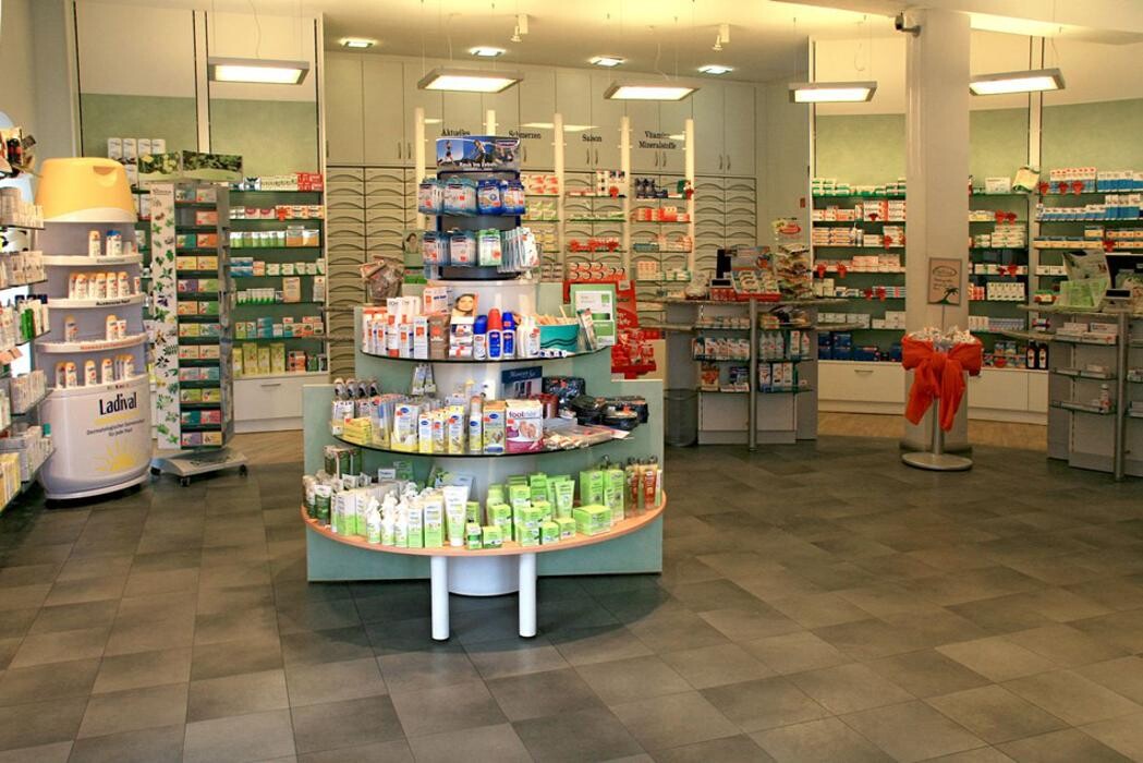 Bilder Apotheke am Kaufhof Schlutuper Straße