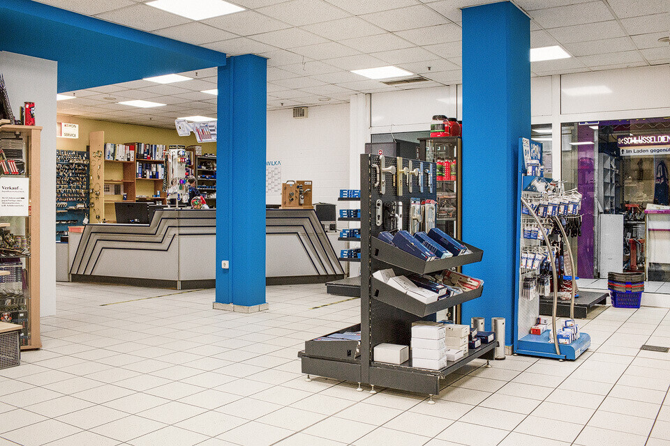 Bilder Dröschler Sicherheitstechnik - Schlüsseldienst Jena - Alarm- und Videoüberwachungssysteme - Einbruchschutz - Brandschutz - Schuhmacher - erlaubnisfreie Waffen - Feuerwerkshandel