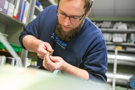 Bilder Dröschler Sicherheitstechnik - Schlüsseldienst Jena - Alarm- und Videoüberwachungssysteme - Einbruchschutz - Brandschutz - Schuhmacher - erlaubnisfreie Waffen - Feuerwerkshandel