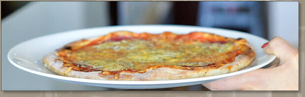 Bilder Pizzeria La Grotta