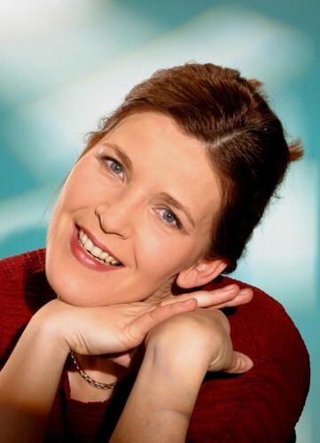 Bilder Sängerin und Gesangspädagogin Angelika Hanzlick      