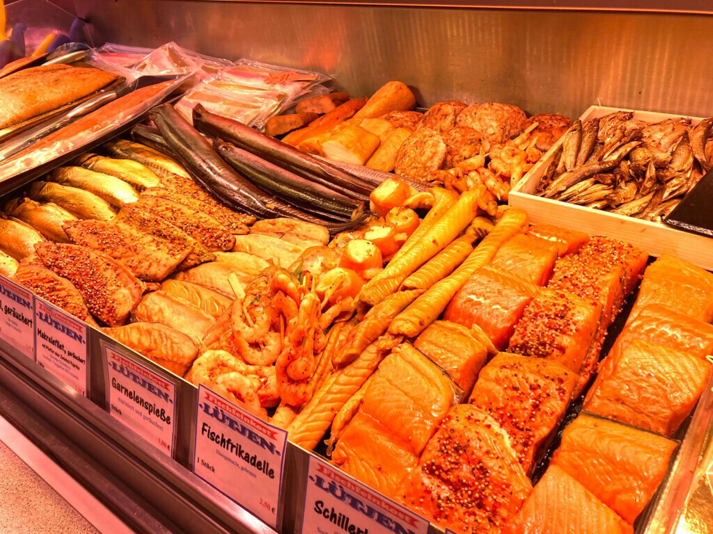 Bilder Fischfeinkost P. u. T. Lütjen GmbH