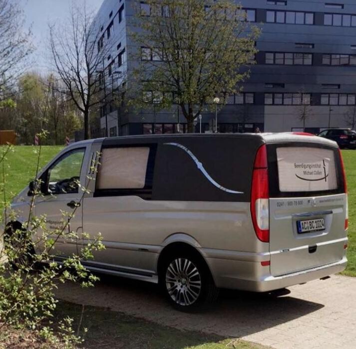 Bilder Beerdigungsinstitut Claßen