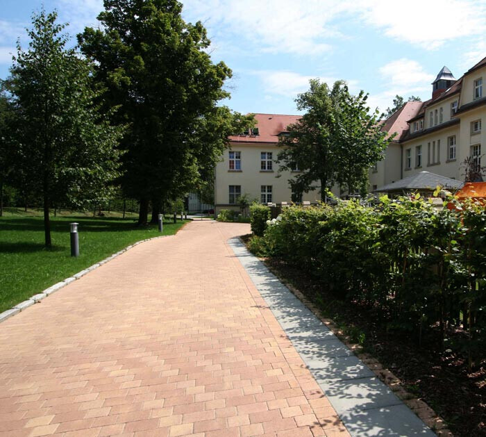 Bilder Udo Brach Tiefbau Straßenbau Erdarbeiten Pflasterarbeiten in Henstedt Ulzburg