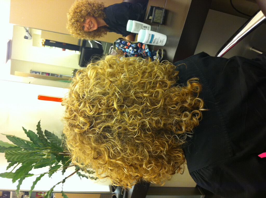 Bilder SALONKULTUR - Ihr Friseur