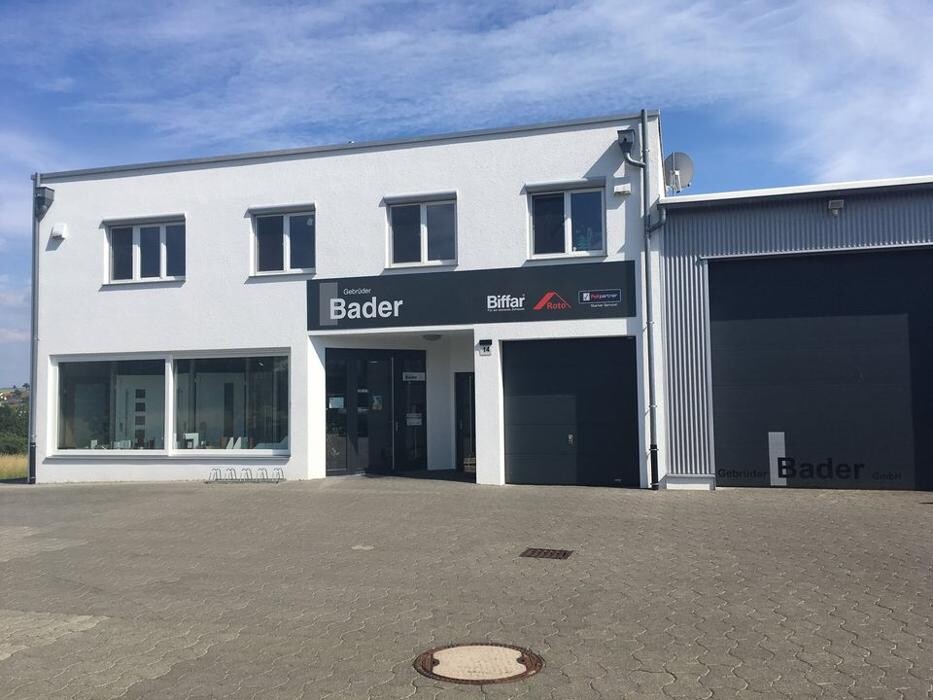 Bilder Gebrüder Bader GmbH - Türen - Fenster - Vordächer - Wintergärten - Garagentore