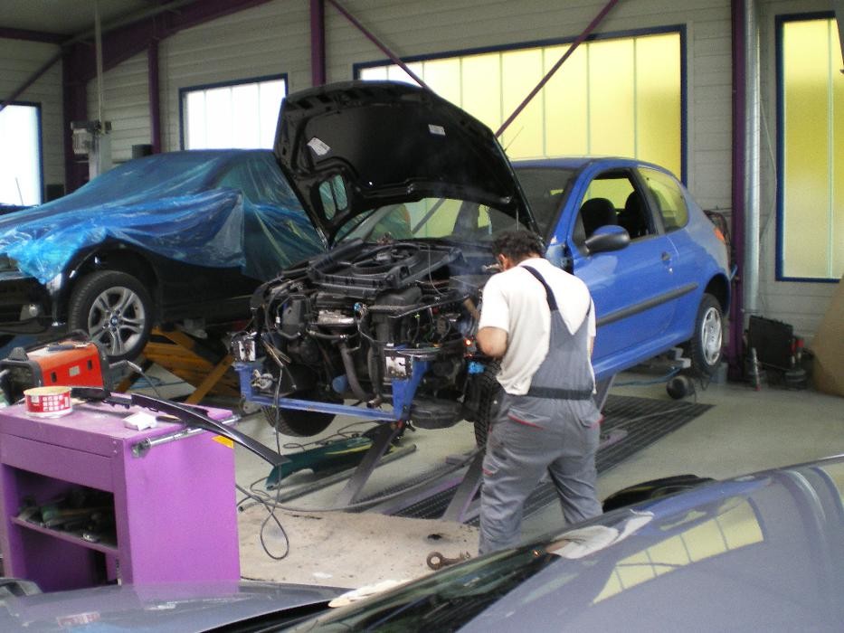 Bilder Auto Lackierzentrum Schwander