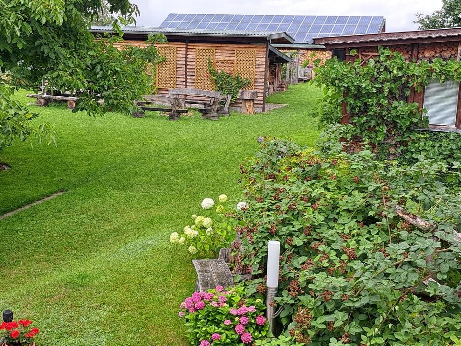 Bilder Ferienwohnungen und Pension Sachon